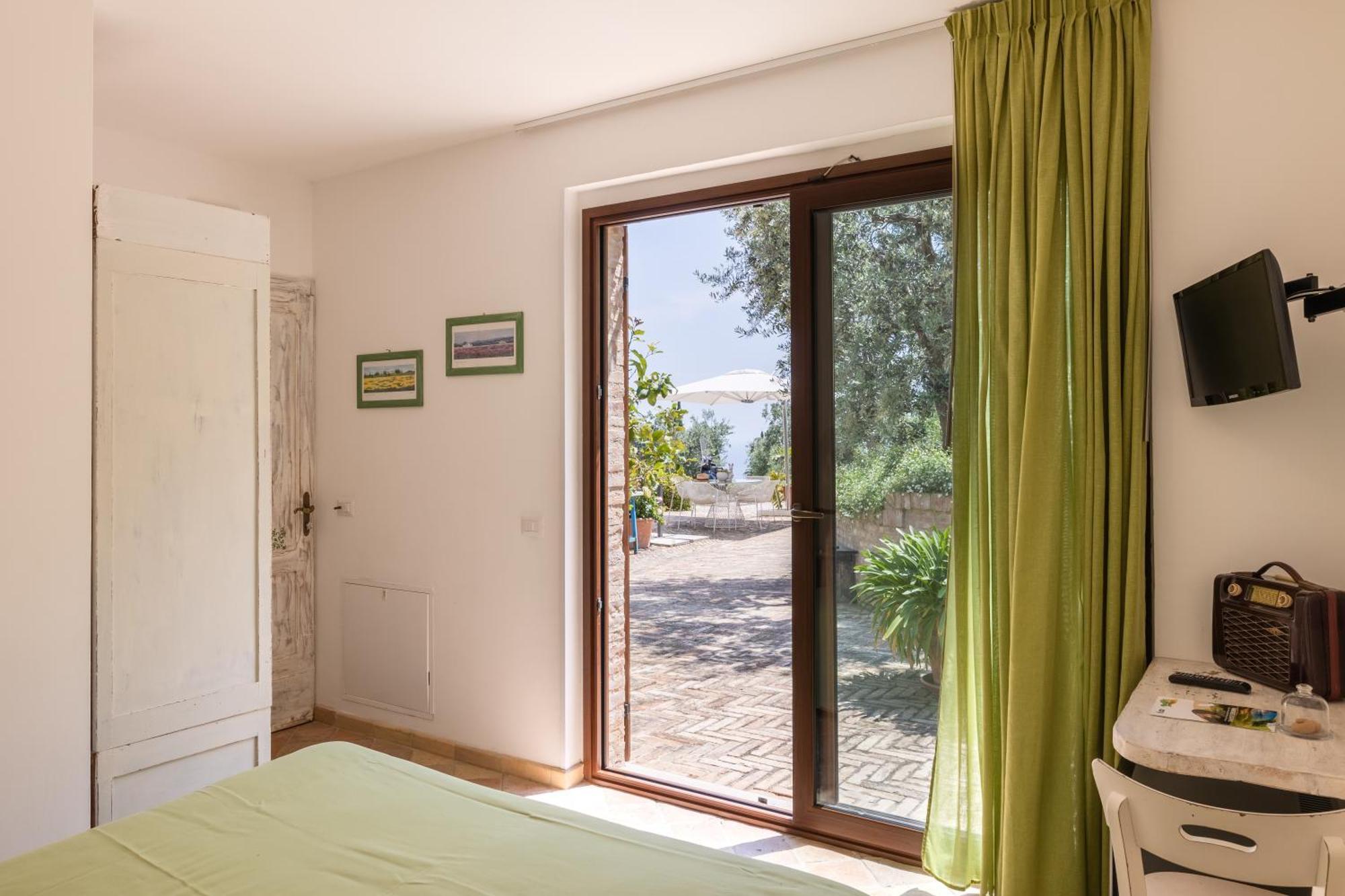 סן בנדטו דל טרנטו Villa Cri Cri B&B Di Charme מראה חיצוני תמונה
